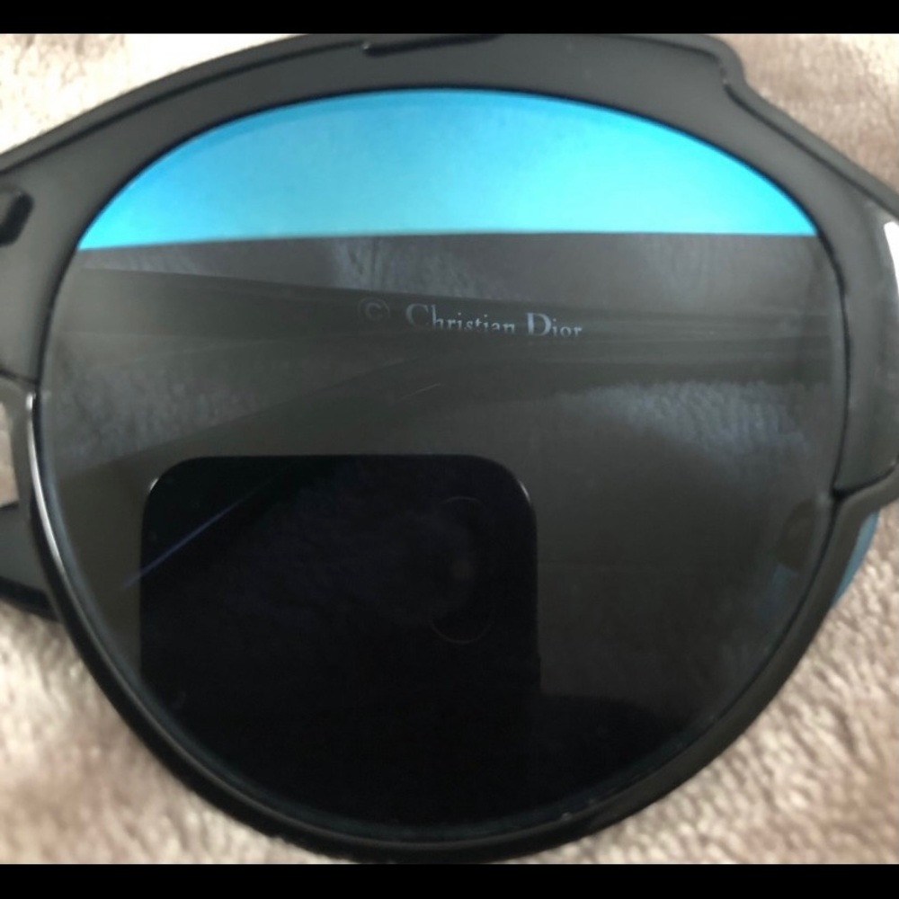Dior So Real Subglasses - Picture 4 of 4